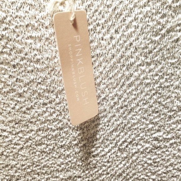 Beautiful White and Silver Dress! - Picture 4 of 4